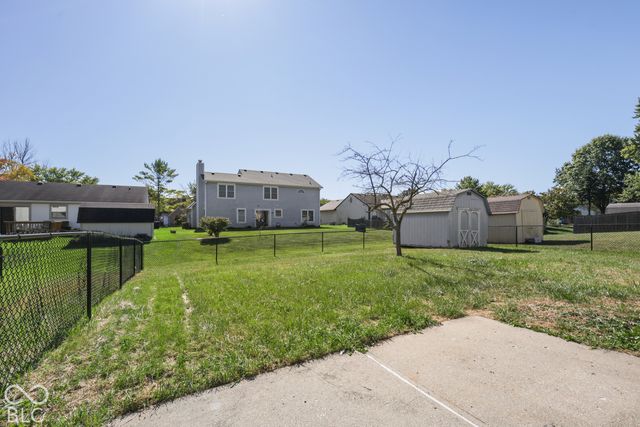 10223 Park Valley, Indianapolis, IN 46229