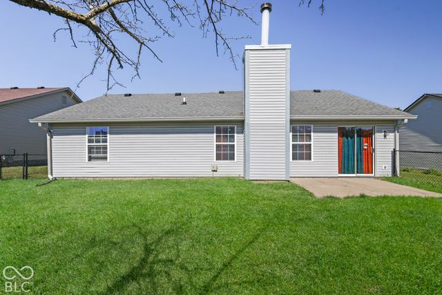 10223 Park Valley, Indianapolis, IN 46229