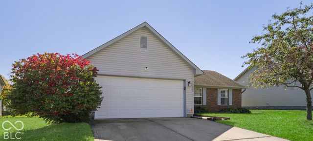 10223 Park Valley, Indianapolis, IN 46229