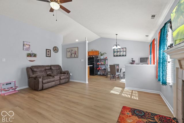10223 Park Valley, Indianapolis, IN 46229