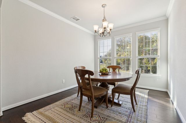 807 Dove Trail, Euless, TX 76039