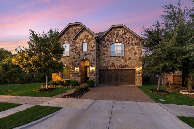 807 Dove Trail, Euless, TX 76039