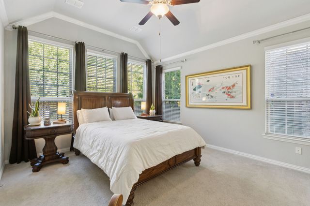 807 Dove Trail, Euless, TX 76039