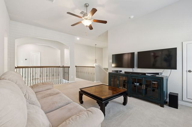 807 Dove Trail, Euless, TX 76039