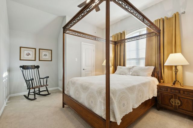 807 Dove Trail, Euless, TX 76039