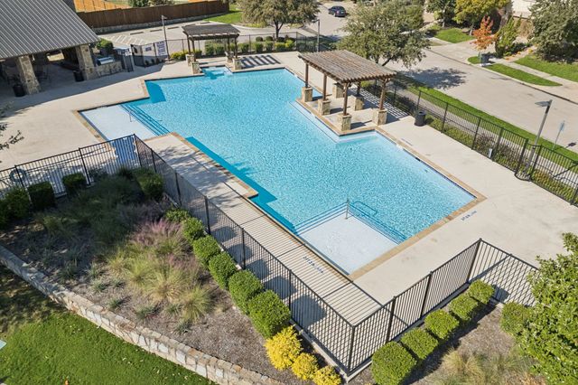 807 Dove Trail, Euless, TX 76039