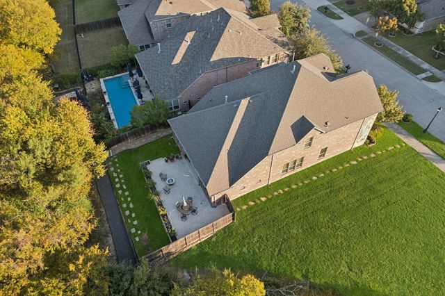 807 Dove Trail, Euless, TX 76039