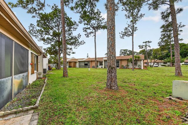 6105 Fairfield Circle, Greenacres, FL 33463