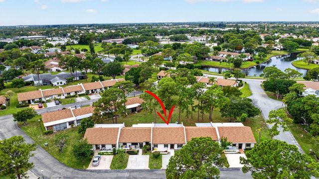 6105 Fairfield Circle, Greenacres, FL 33463