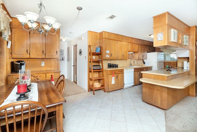 302 N Shore Drive, Brady, TX 76825