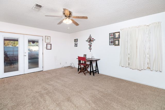 302 N Shore Drive, Brady, TX 76825