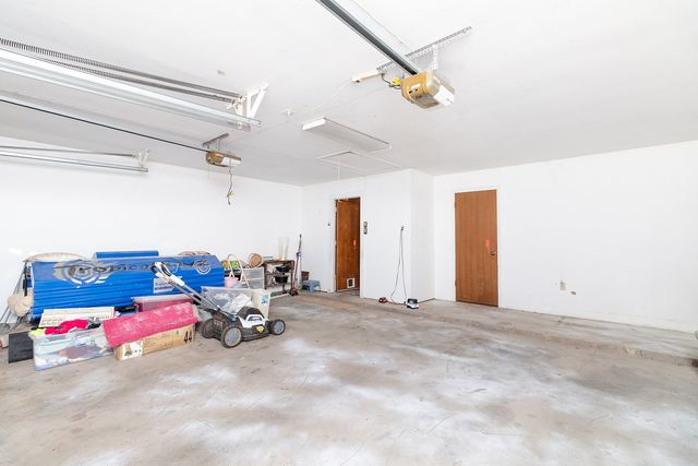 302 N Shore Drive, Brady, TX 76825