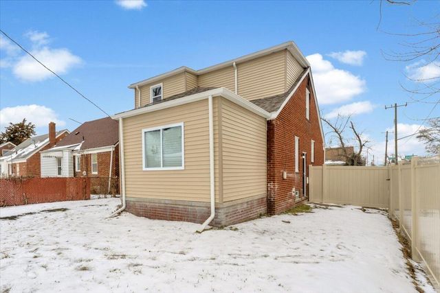 19303 Hubbell Avenue, Detroit City, MI 48235