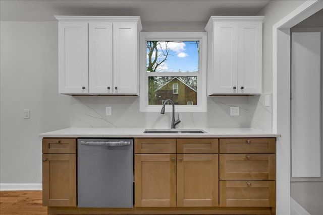 19303 Hubbell Avenue, Detroit City, MI 48235