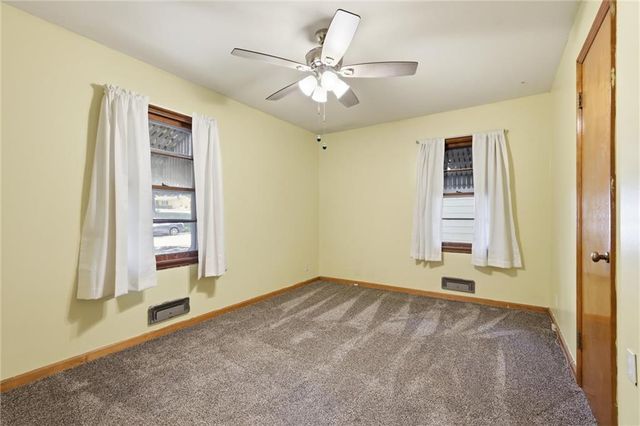 2816 S Overton Avenue, Independence, MO 64053