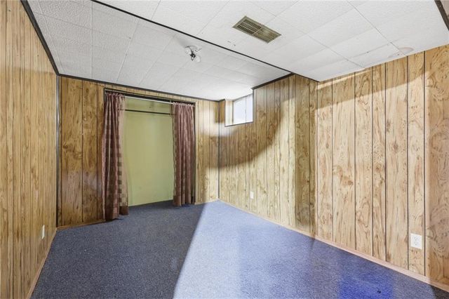 2816 S Overton Avenue, Independence, MO 64053