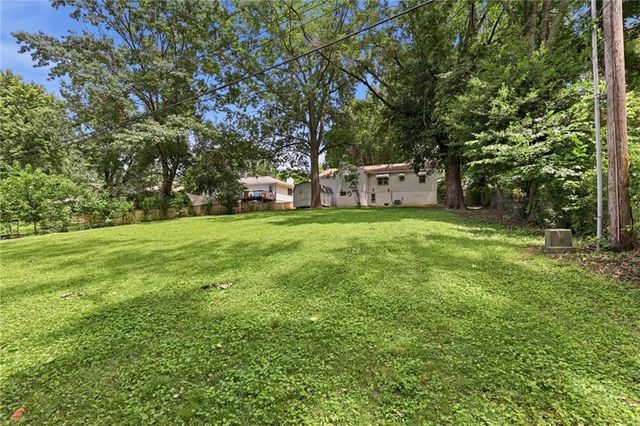 2816 S Overton Avenue, Independence, MO 64053