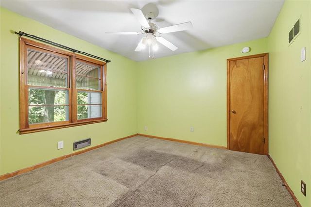 2816 S Overton Avenue, Independence, MO 64053