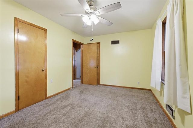 2816 S Overton Avenue, Independence, MO 64053