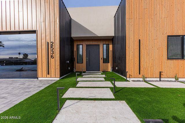 2536 E Indianola Avenue, Phoenix, AZ 85016