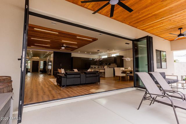 2536 E Indianola Avenue, Phoenix, AZ 85016