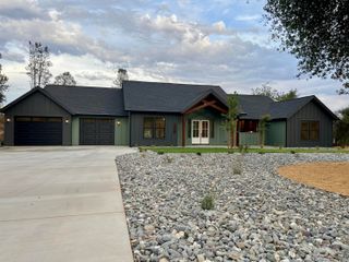 16588 Bamboo Court, Anderson, CA 96007
