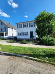 434 Pleasant Street, Windham, CT 06226