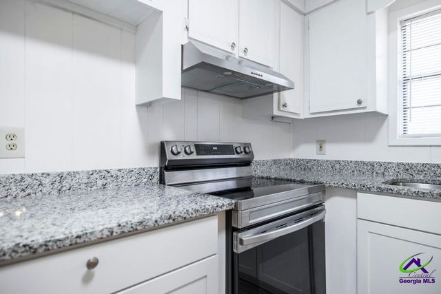 128 Elaine Drive, Warner Robins, GA 31088