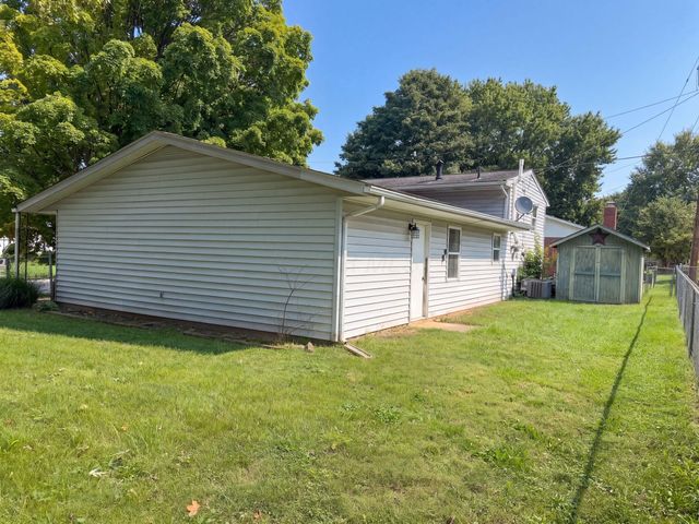 55 Fieldpoint Road, Heath, OH 43056