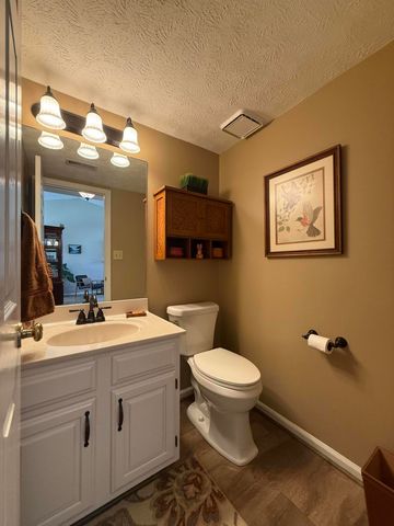 4609 Hartland Parkway, Lexington, KY 40515