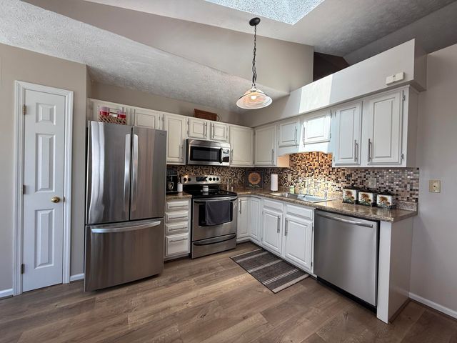 4609 Hartland Parkway, Lexington, KY 40515