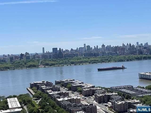 250 Gorge Road 22 K, Cliffside Park, NJ 07010