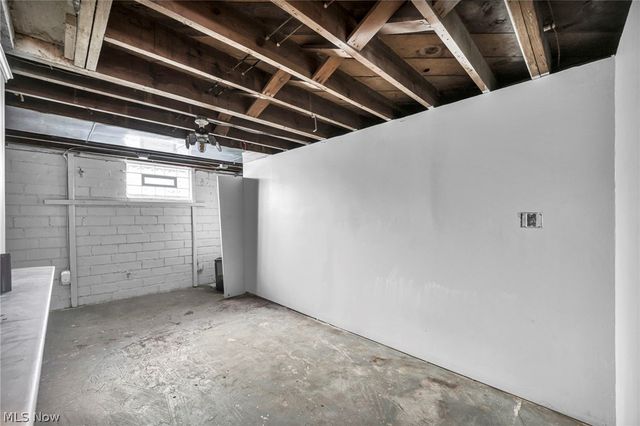 17913 Flamingo Avenue, Cleveland, OH 44135