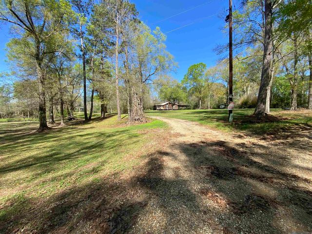 11077 Lawrence Rd, Hammond, LA 70403