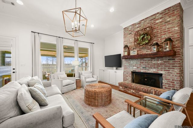 10920 Hillpark Ave, Baton Rouge, LA 70810