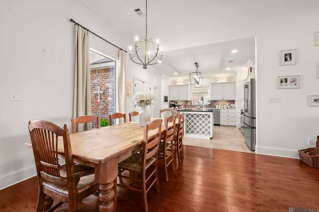 10920 Hillpark Ave, Baton Rouge, LA 70810