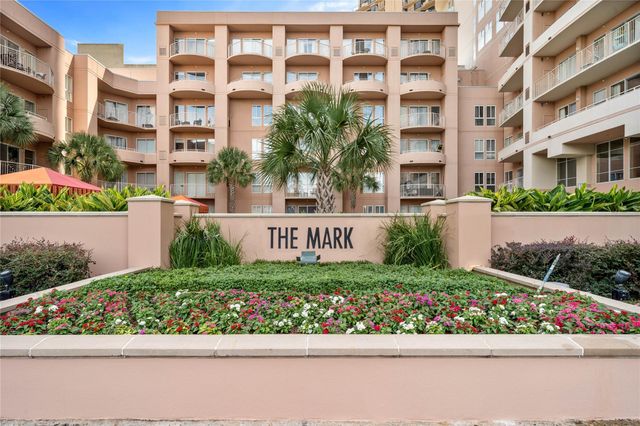 3505 Sage Road 1003, Houston, TX 77056