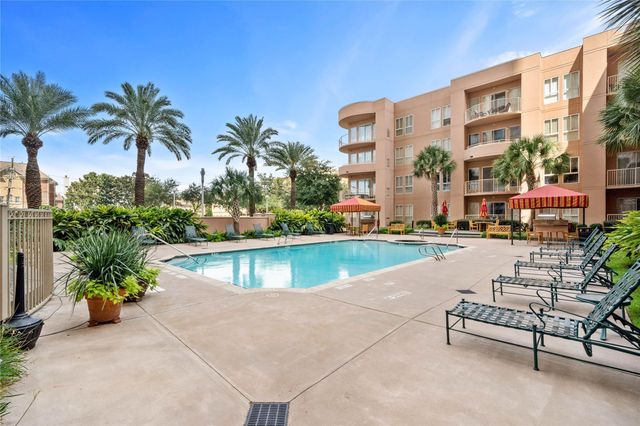 3505 Sage Road 1003, Houston, TX 77056