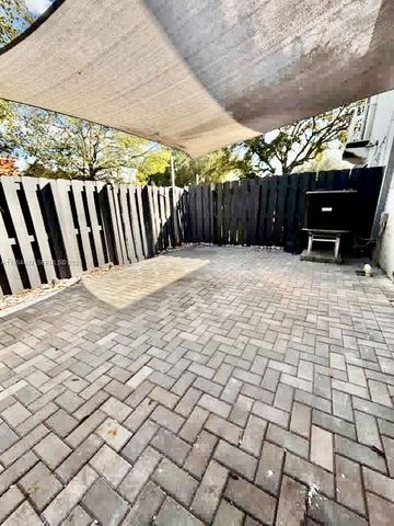 5200 NW 109th Ave 5, Doral, FL 33178