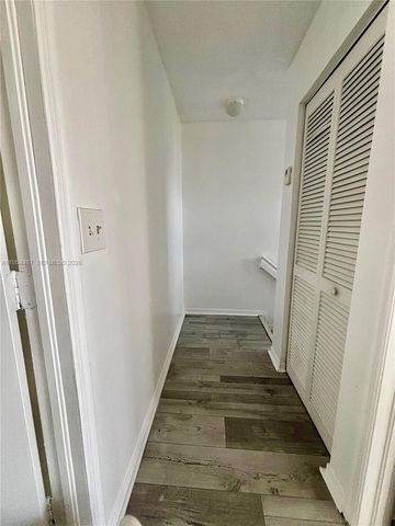 5200 NW 109th Ave 5, Doral, FL 33178