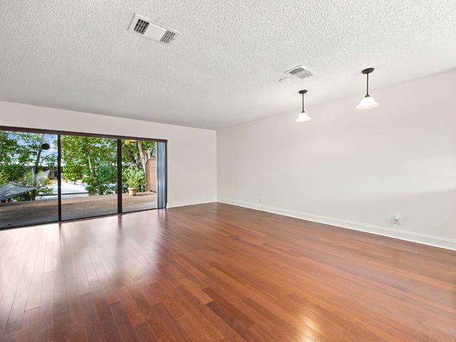 626 Mariners Way, Boynton Beach, FL 33435