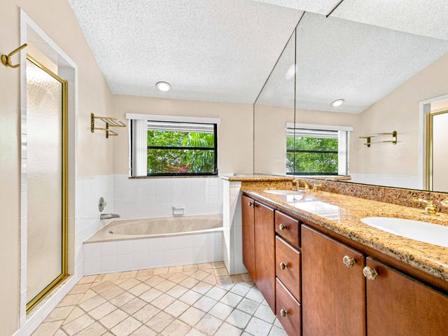 626 Mariners Way, Boynton Beach, FL 33435