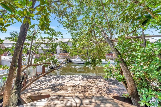 626 Mariners Way, Boynton Beach, FL 33435