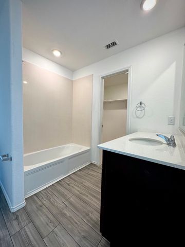 3221 Coyote Way, Mckinney, TX 75071