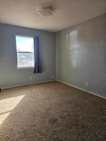 10613 Benavides Road SW, Albuquerque, NM 87121