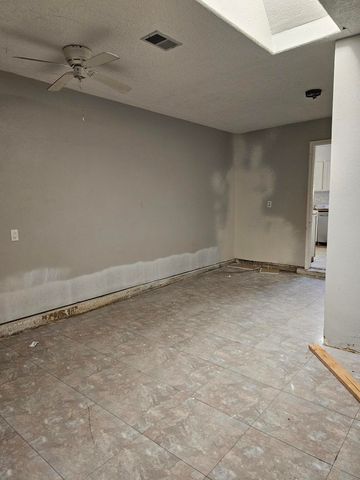 10613 Benavides Road SW, Albuquerque, NM 87121