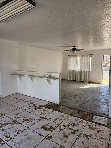 10613 Benavides Road SW, Albuquerque, NM 87121