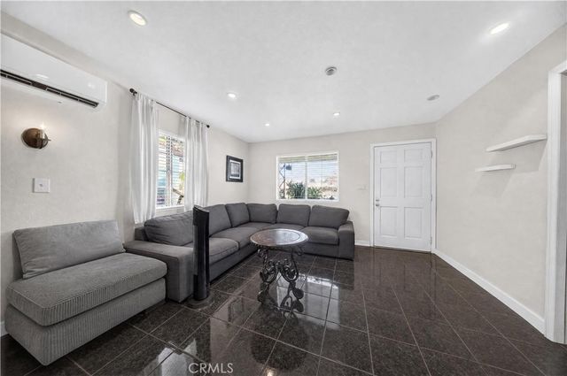 3360 Southern Avenue, South Gate, CA 90280