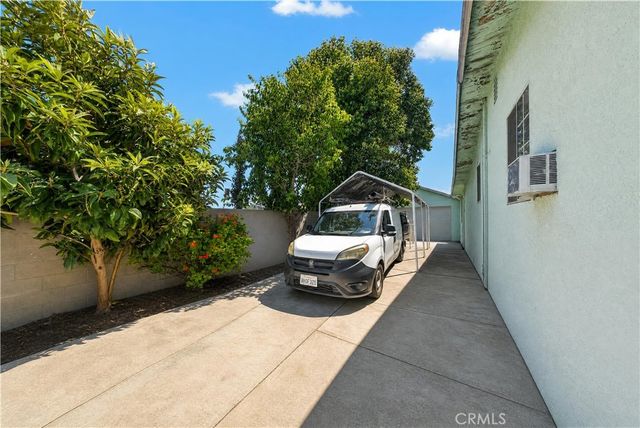 3360 Southern Avenue, South Gate, CA 90280