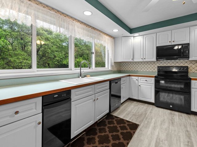 49 South Street, Grafton, MA 01519